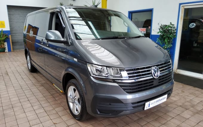 2024 Volkswagen Transporter Shuttle