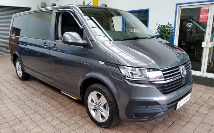 2024 Volkswagen Transporter Shuttle