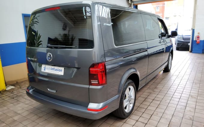 2024 Volkswagen Transporter Shuttle