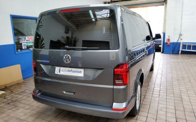 2024 Volkswagen Transporter Shuttle