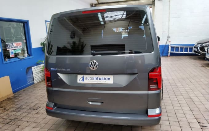 2024 Volkswagen Transporter Shuttle