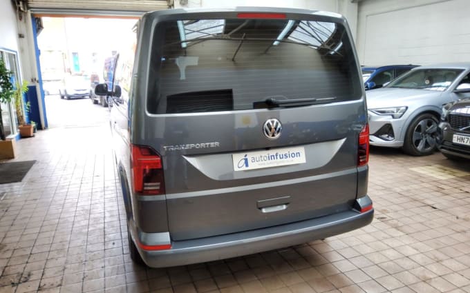 2024 Volkswagen Transporter Shuttle