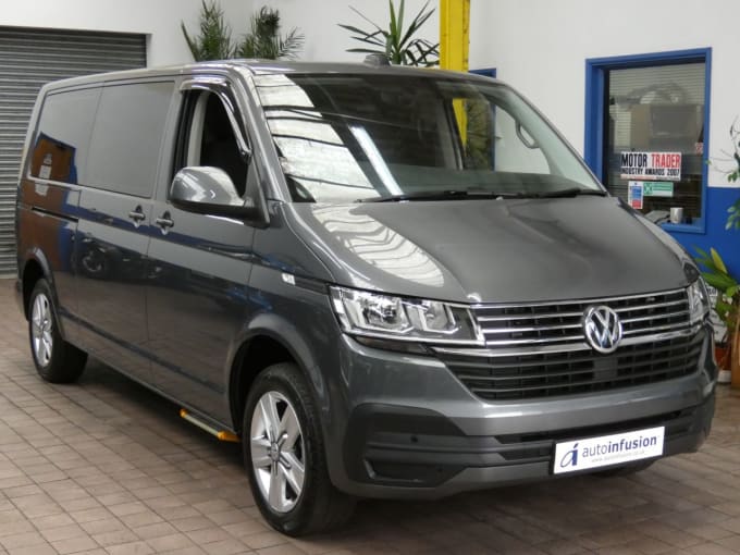 2024 Volkswagen Transporter Shuttle