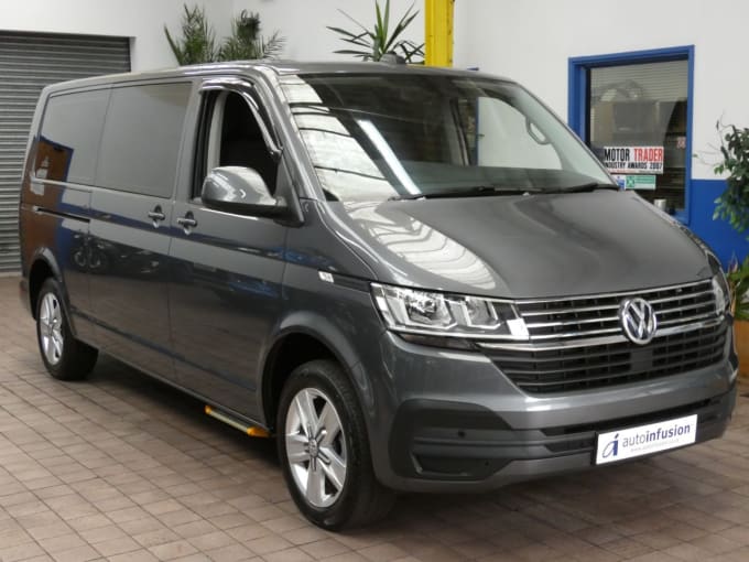 2024 Volkswagen Transporter Shuttle