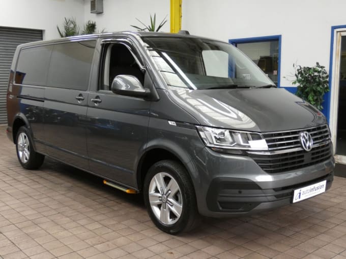 2024 Volkswagen Transporter Shuttle