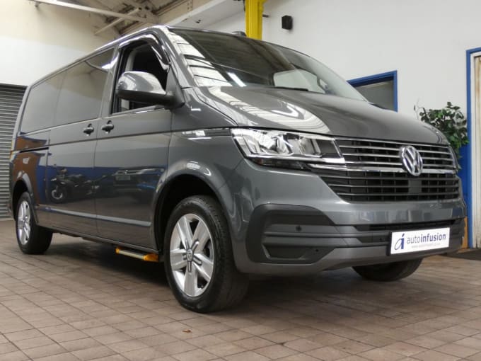 2024 Volkswagen Transporter Shuttle