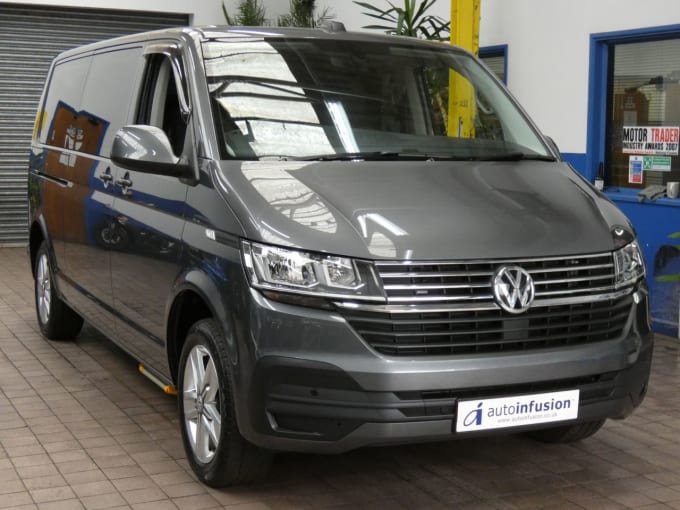 2024 Volkswagen Transporter Shuttle