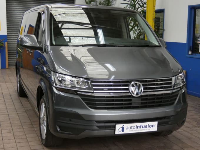 2024 Volkswagen Transporter Shuttle