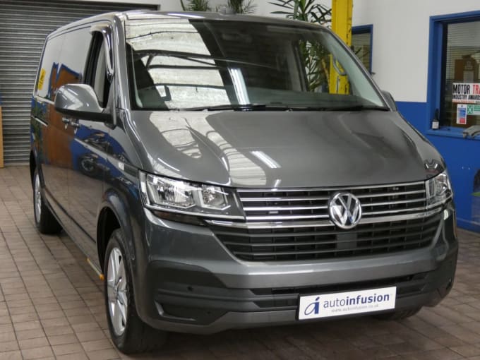 2024 Volkswagen Transporter Shuttle