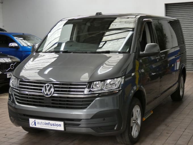 2024 Volkswagen Transporter Shuttle