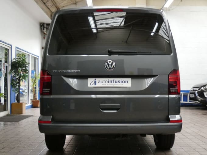 2024 Volkswagen Transporter Shuttle