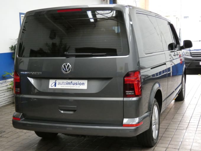 2024 Volkswagen Transporter Shuttle