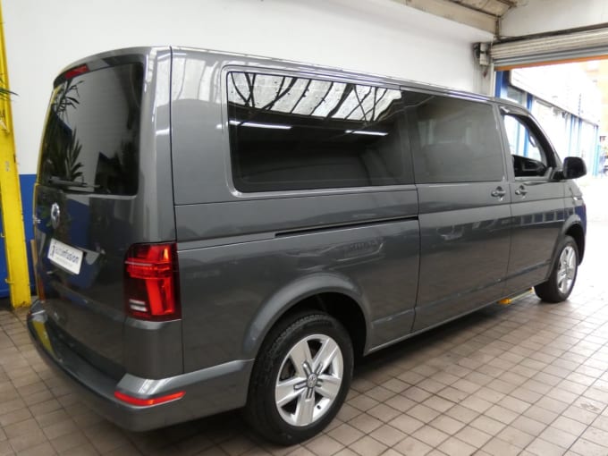 2024 Volkswagen Transporter Shuttle