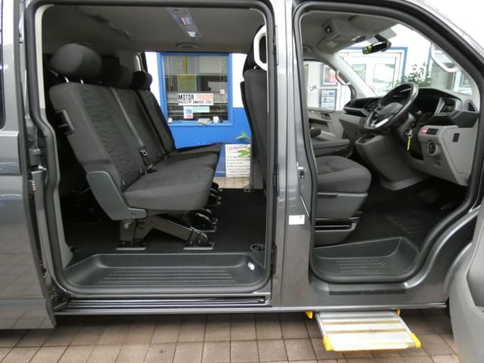 2024 Volkswagen Transporter Shuttle