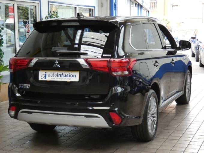 2024 Mitsubishi Outlander