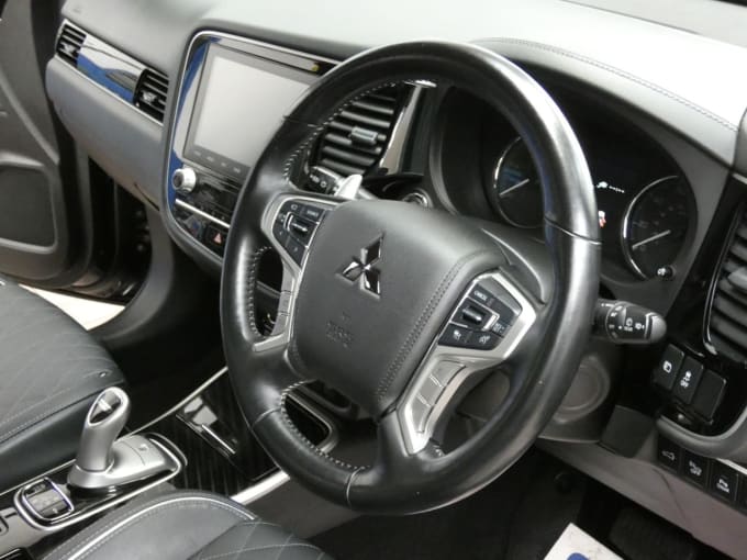 2024 Mitsubishi Outlander