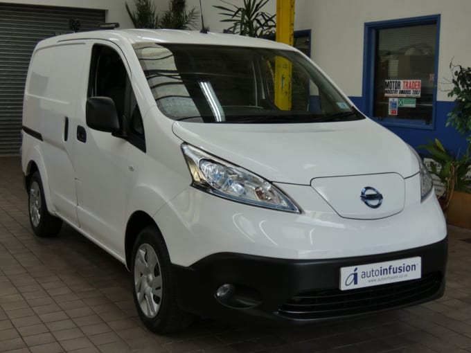 2024 Nissan Nv200