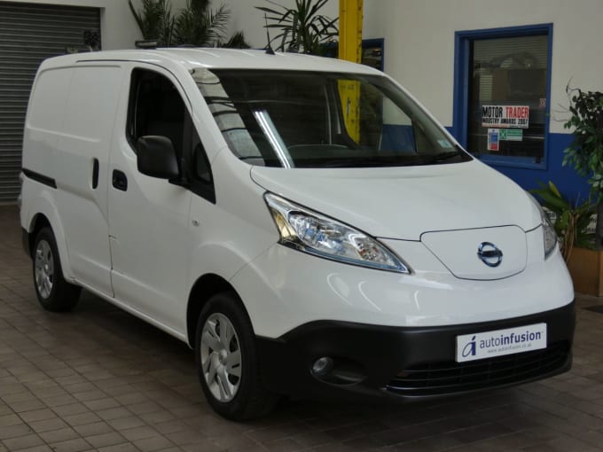 2024 Nissan Nv200