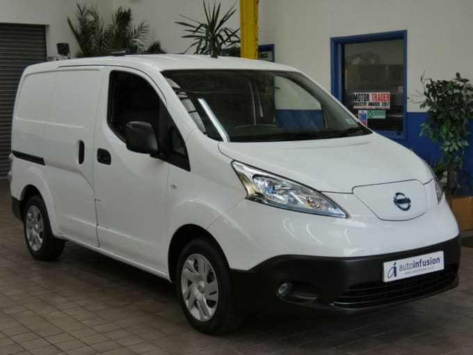 2024 Nissan Nv200