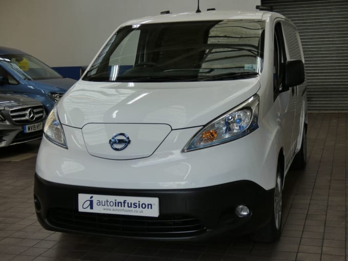 2024 Nissan Nv200