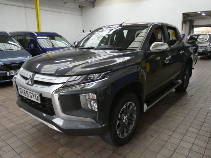 2024 Mitsubishi L200