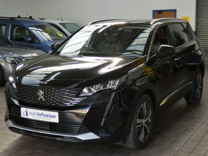 2024 Peugeot 5008