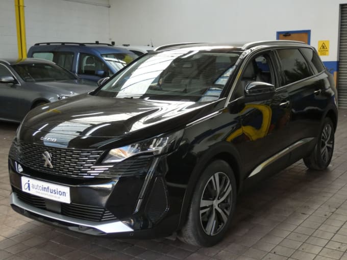 2024 Peugeot 5008