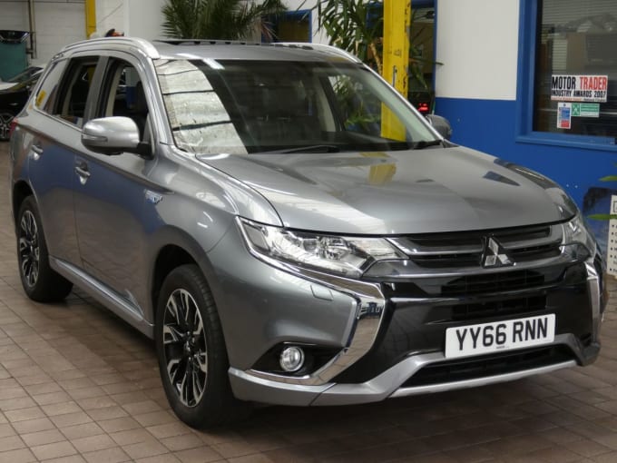 2024 Mitsubishi Outlander