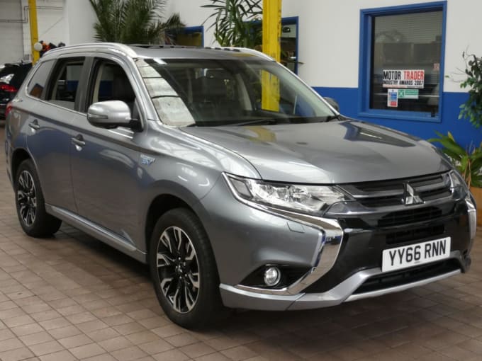 2024 Mitsubishi Outlander