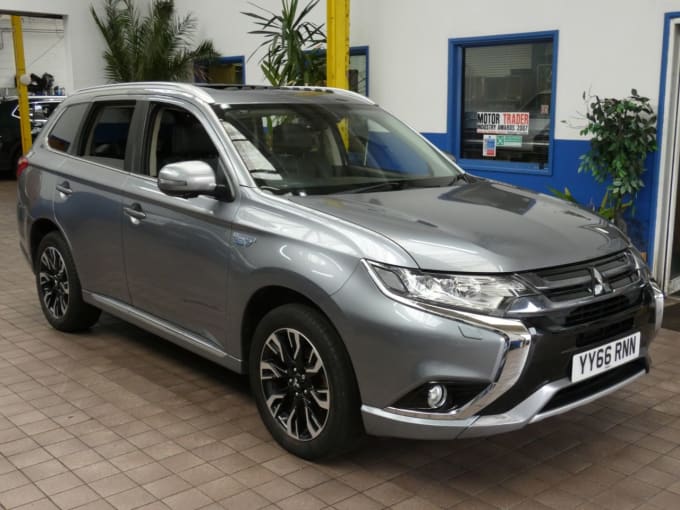 2024 Mitsubishi Outlander