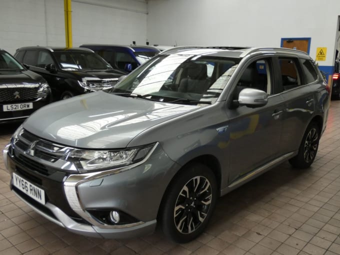 2024 Mitsubishi Outlander