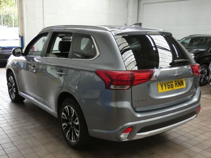 2024 Mitsubishi Outlander