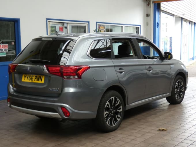 2024 Mitsubishi Outlander