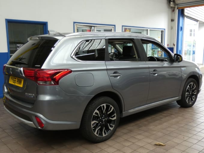 2024 Mitsubishi Outlander