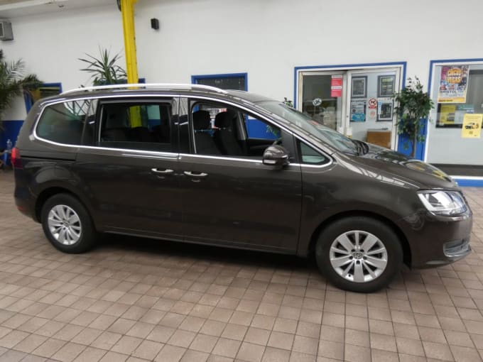 2024 Volkswagen Sharan