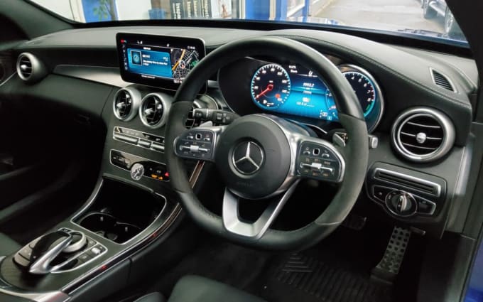 2025 Mercedes-benz C-class