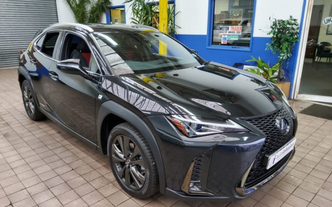 2025 Lexus Ux