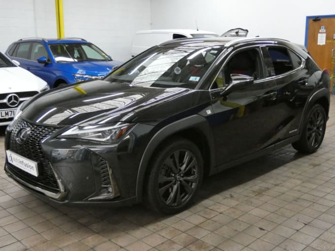 2025 Lexus Ux