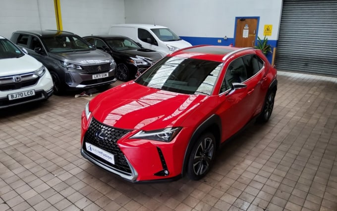 2025 Lexus Ux