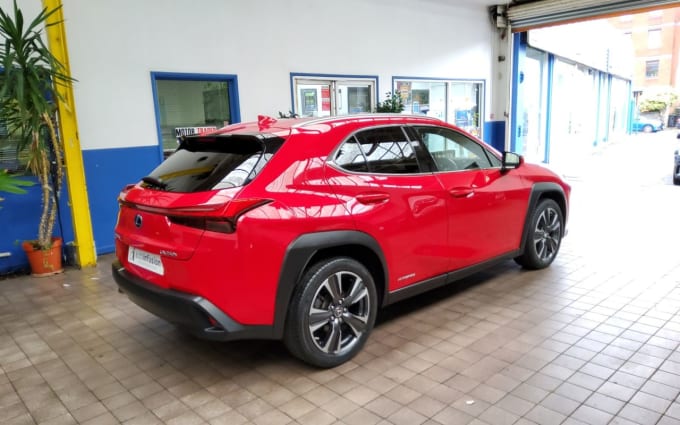 2025 Lexus Ux