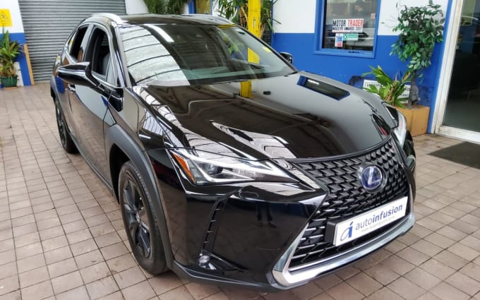 2025 Lexus Ux