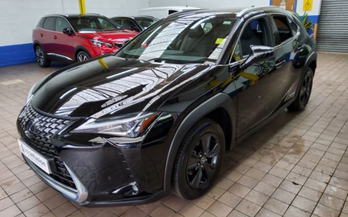 2025 Lexus Ux