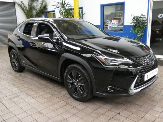 2025 Lexus Ux