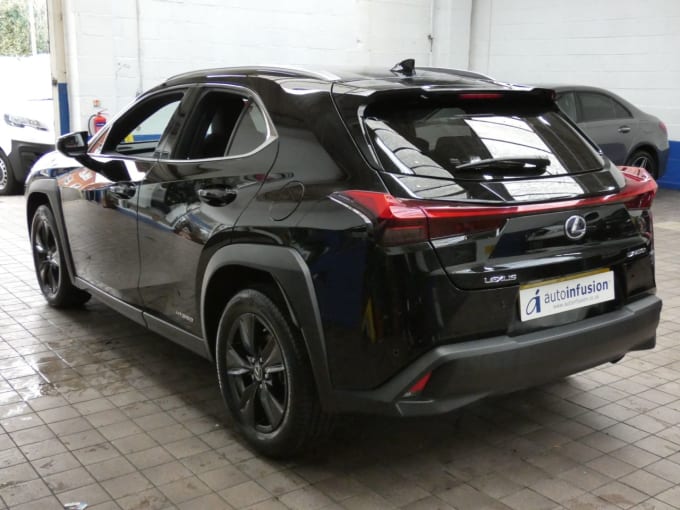 2025 Lexus Ux