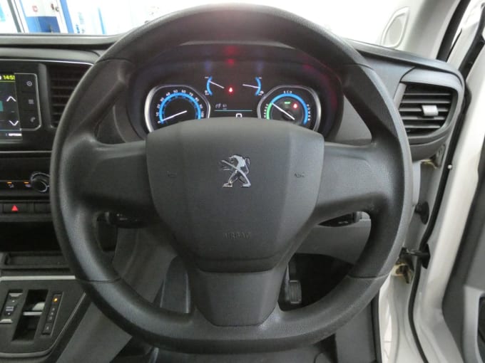 2025 Peugeot E-expert