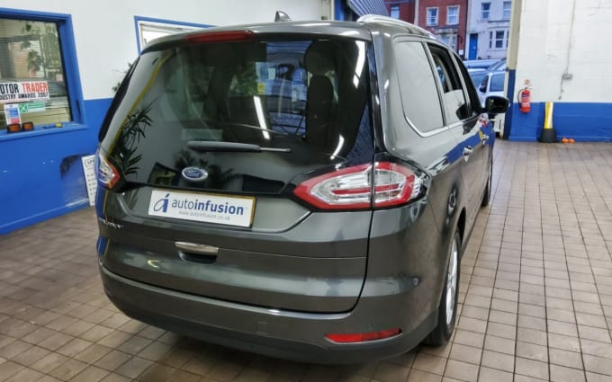 2025 Ford Galaxy