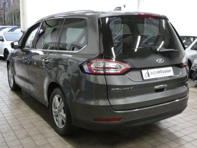 2025 Ford Galaxy