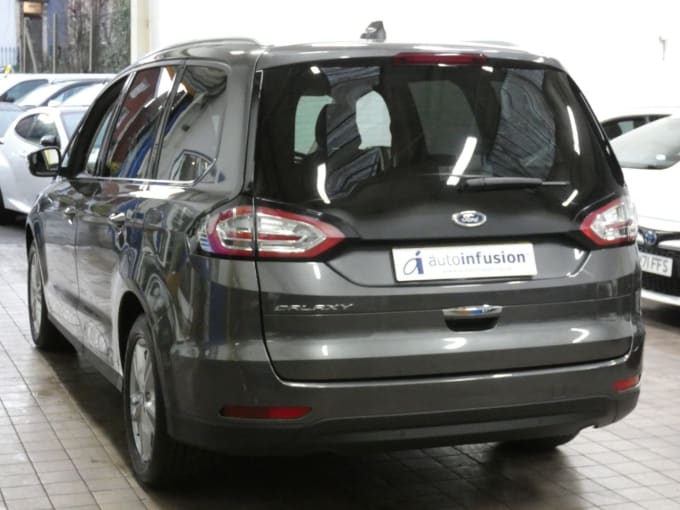 2025 Ford Galaxy