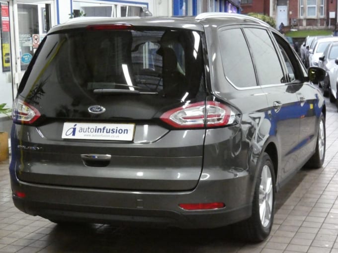 2025 Ford Galaxy