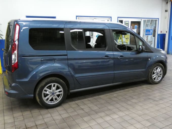 2025 Ford Grand Tourneo Connect